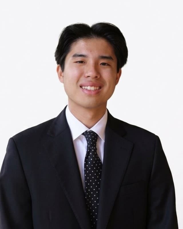 Kenji, co-founder of First Offer Academy